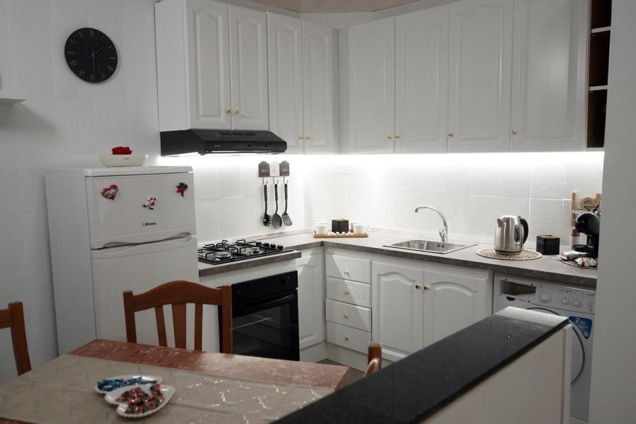 House Regina Apartment
